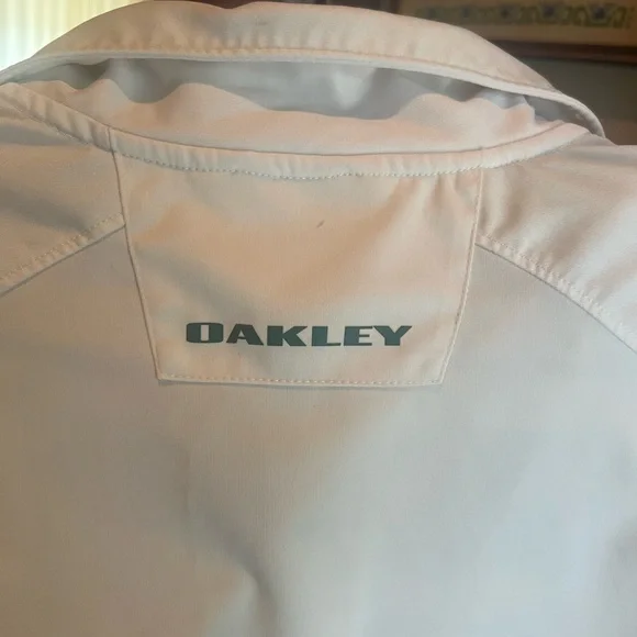 Oakley Large Green and White Striped Polo Shirt - Picture 6 of 6